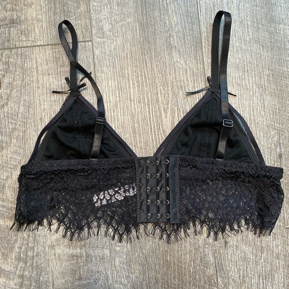 Fashion Nova Bralette - Picture 2 of 2